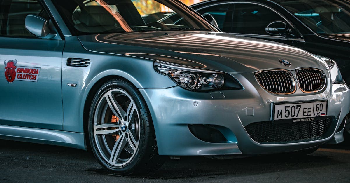 نقره‌ای BMW 5 Series