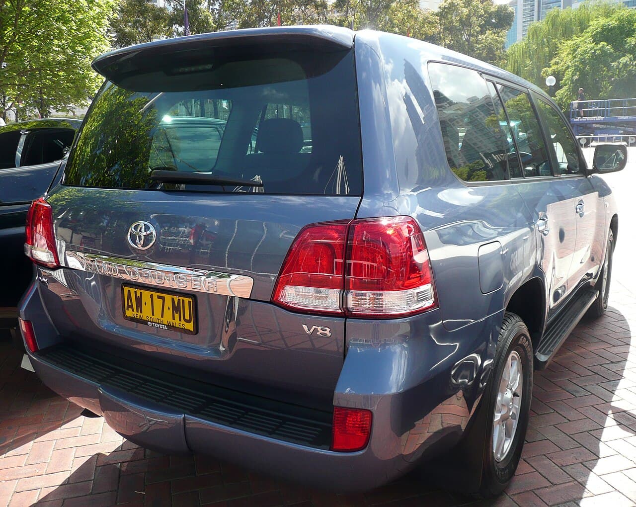 Toyota Land Cruiser